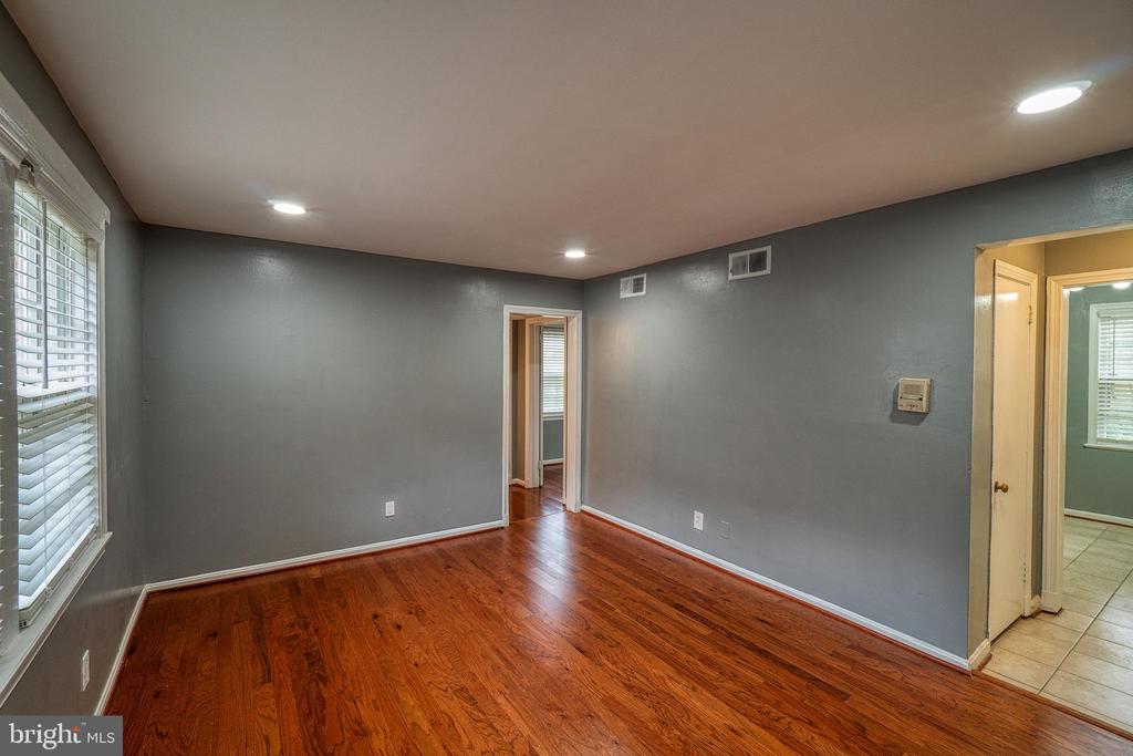 2139 SUITLAND TERRACE SE 101
