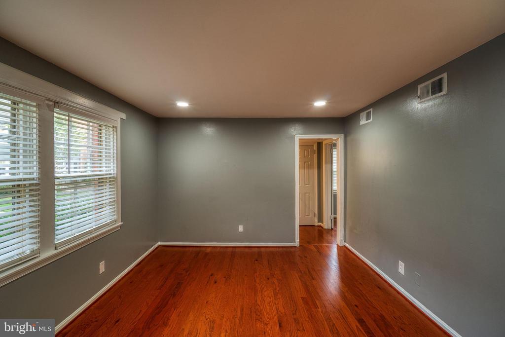 2139 SUITLAND TERRACE SE 101