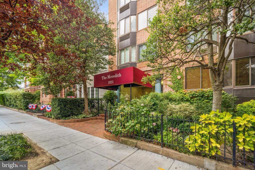 1825 T STREET NW 705
