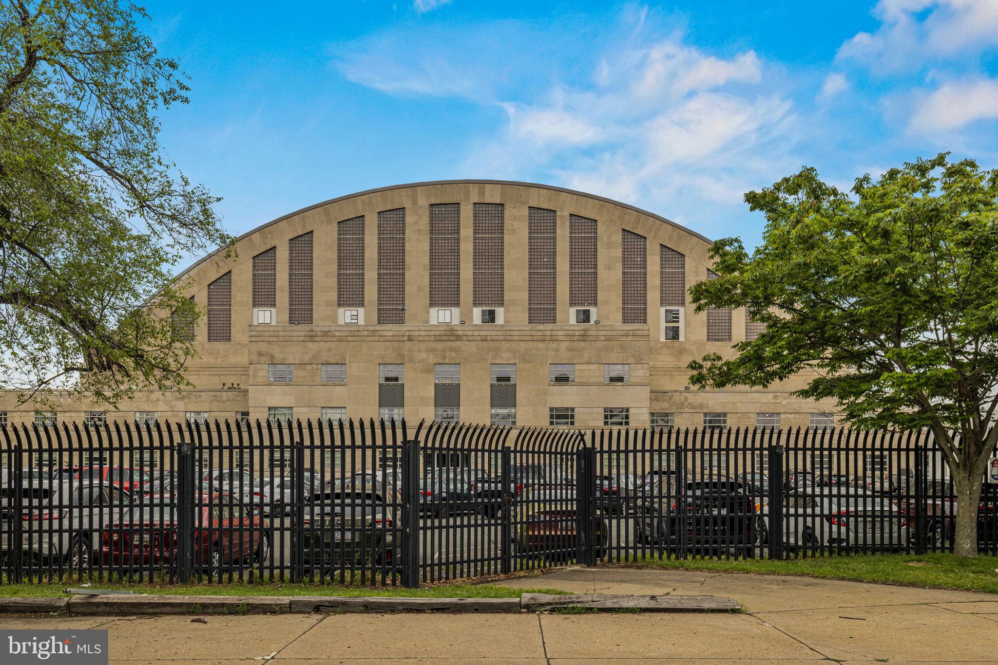 1829 E CAPITOL STREET SE