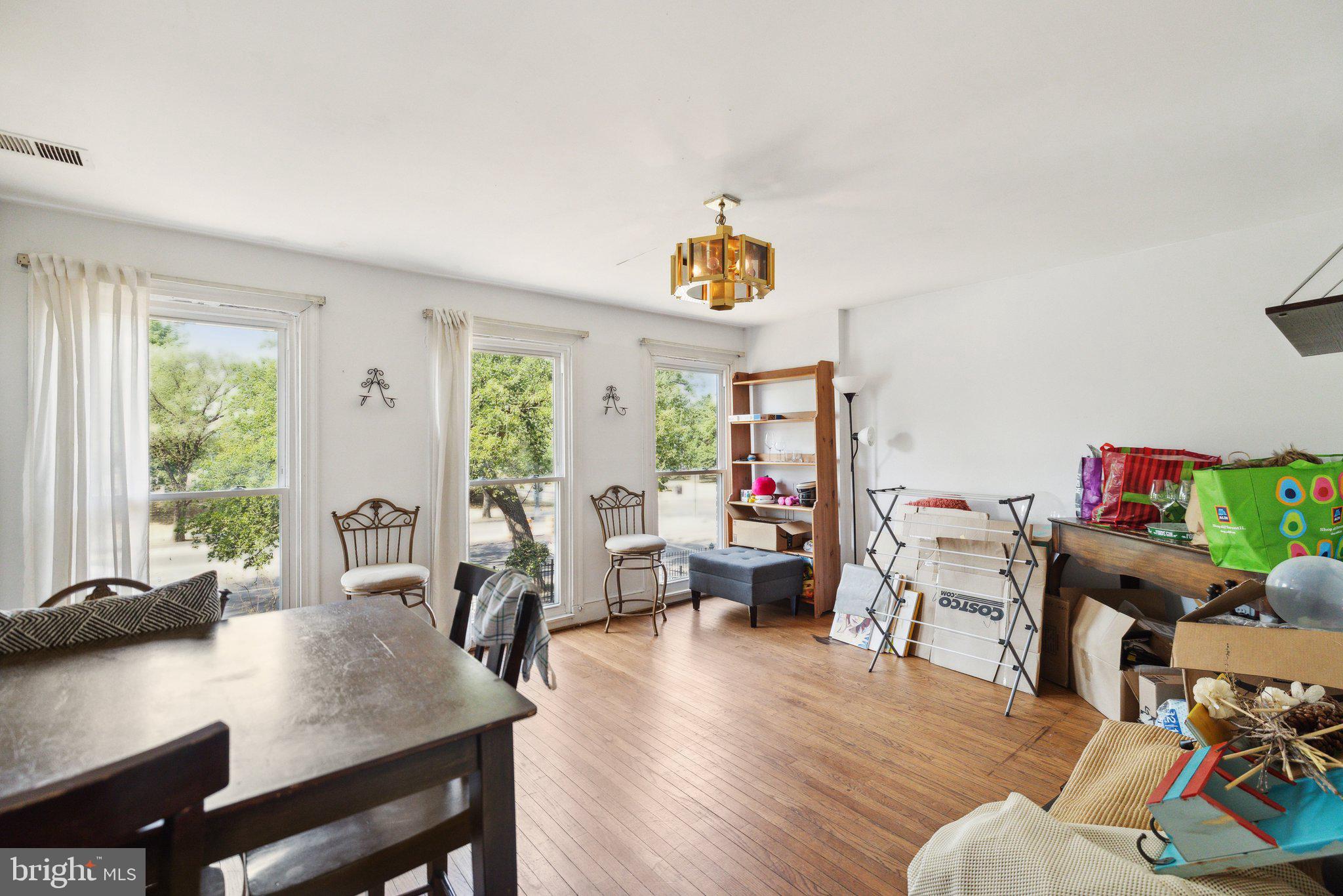 1829 E CAPITOL STREET SE