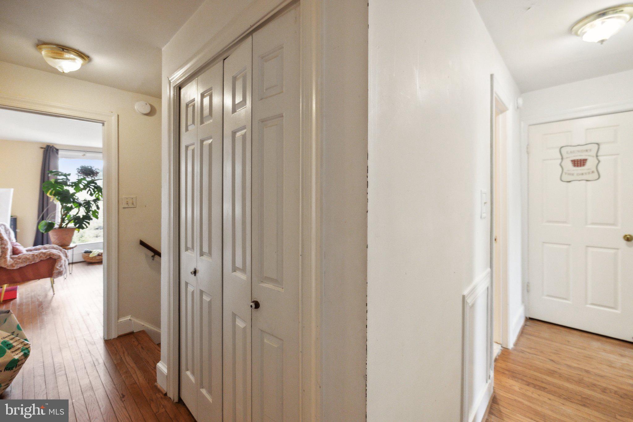 1829 E CAPITOL STREET SE