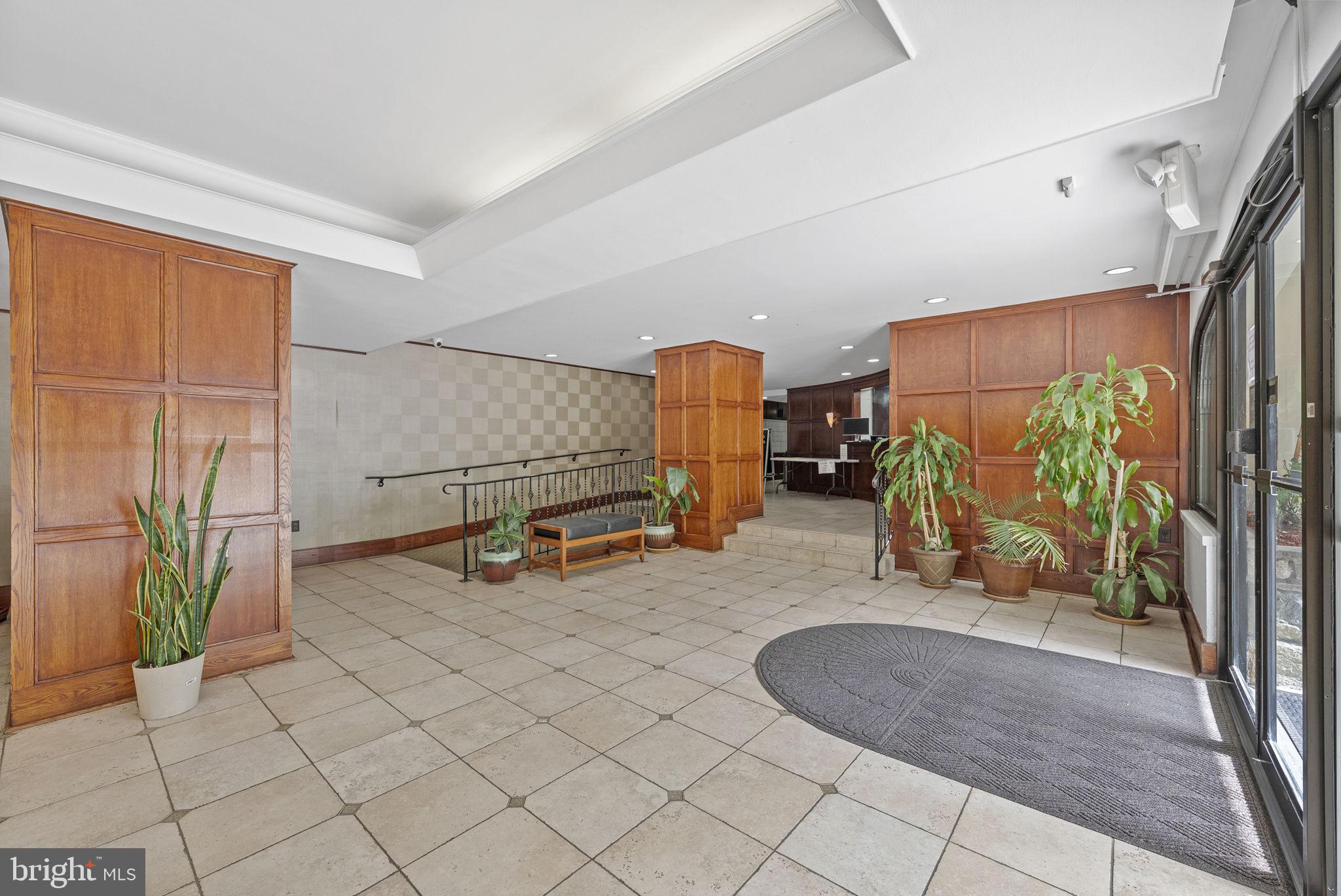 922 24TH STREET NW 215