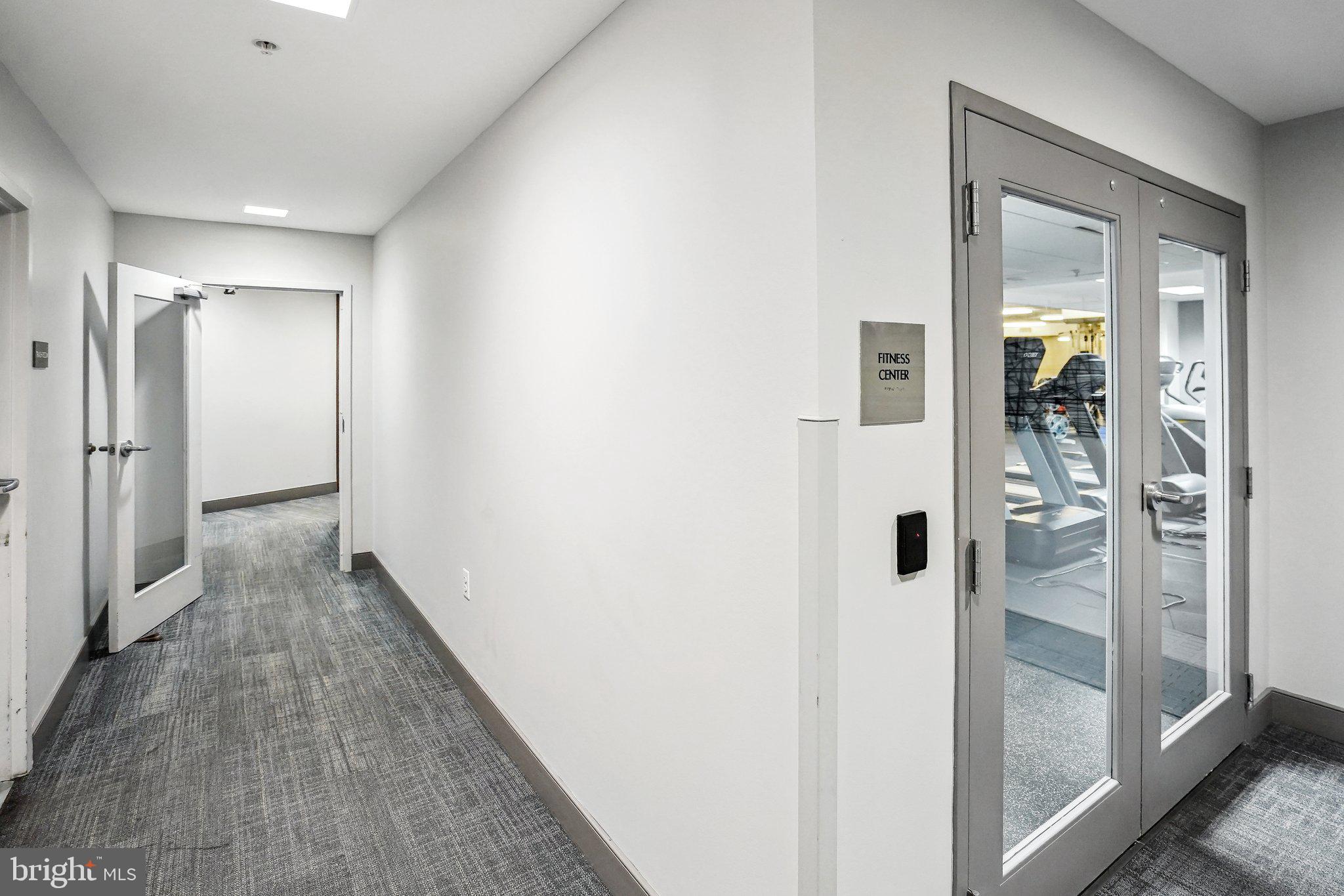 400 MASSACHUSETTS AVENUE NW 810