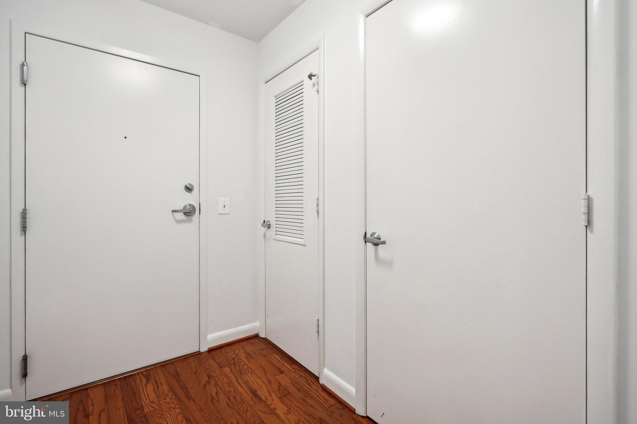 400 MASSACHUSETTS AVENUE NW 810