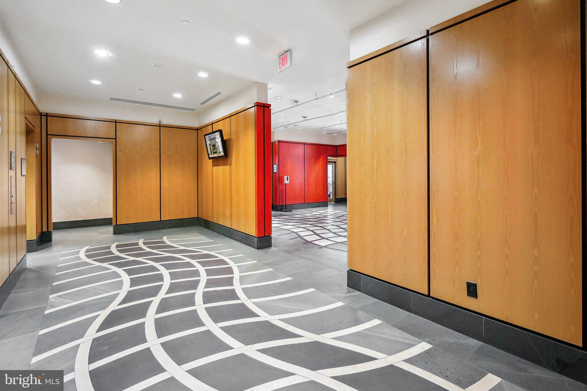 400 MASSACHUSETTS AVENUE NW 810