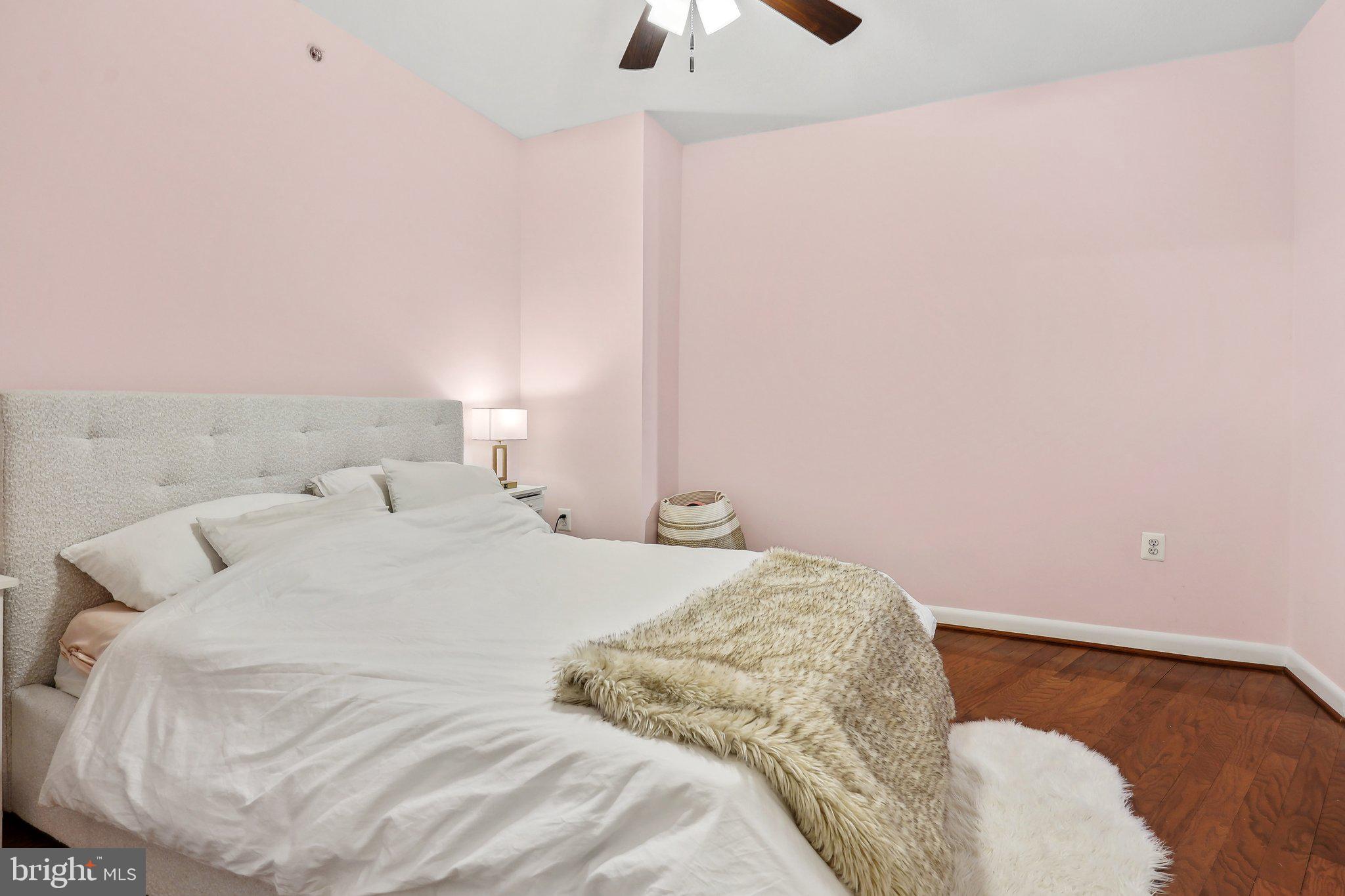 400 MASSACHUSETTS AVENUE NW 810