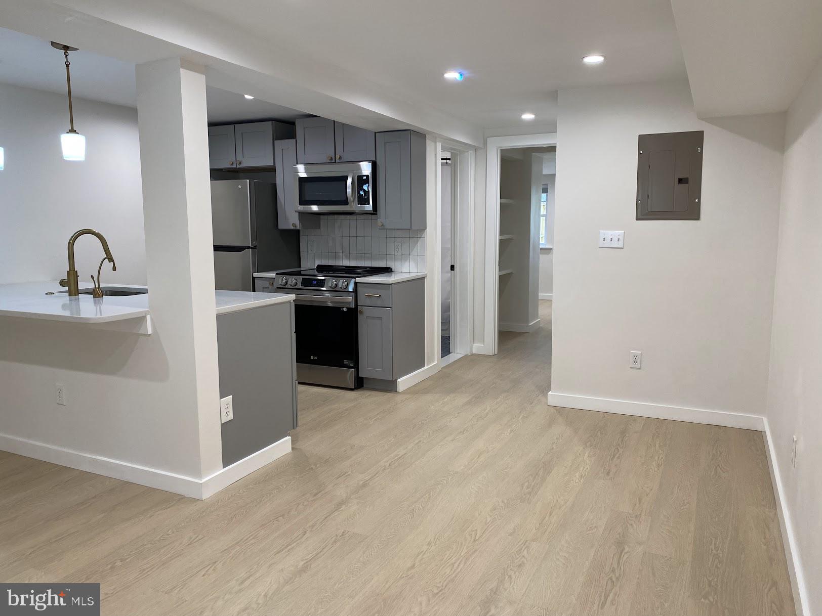 2606 4TH STREET NE B