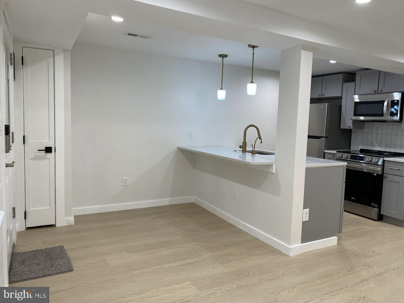 2606 4TH STREET NE B