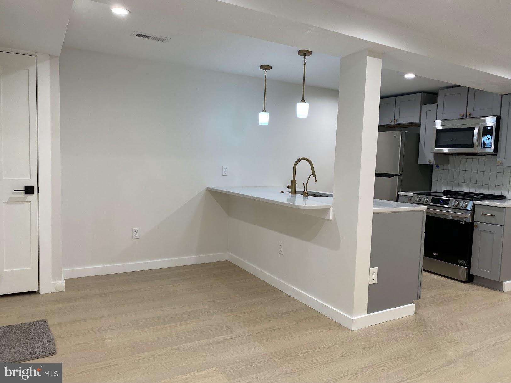 2606 4TH STREET NE B