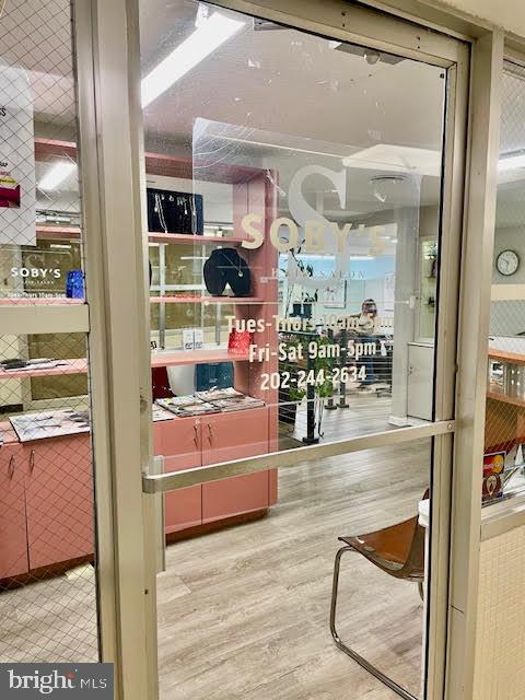 4201 CATHEDRAL AVENUE NW 903W