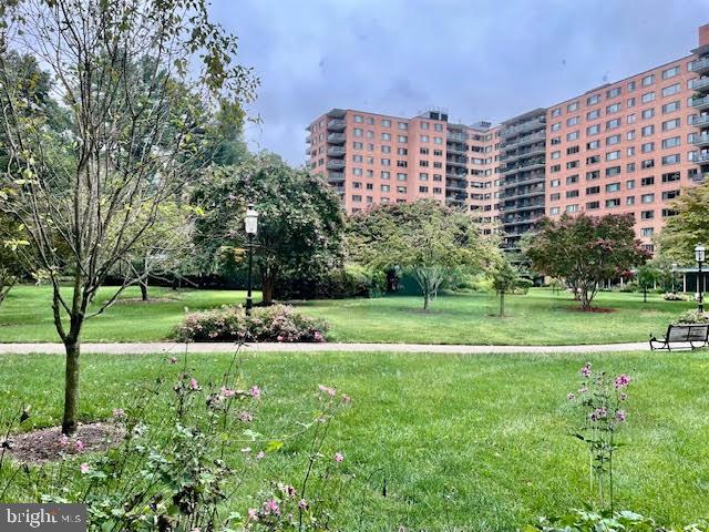 4201 CATHEDRAL AVENUE NW 903W