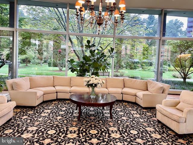 4201 CATHEDRAL AVENUE NW 903W