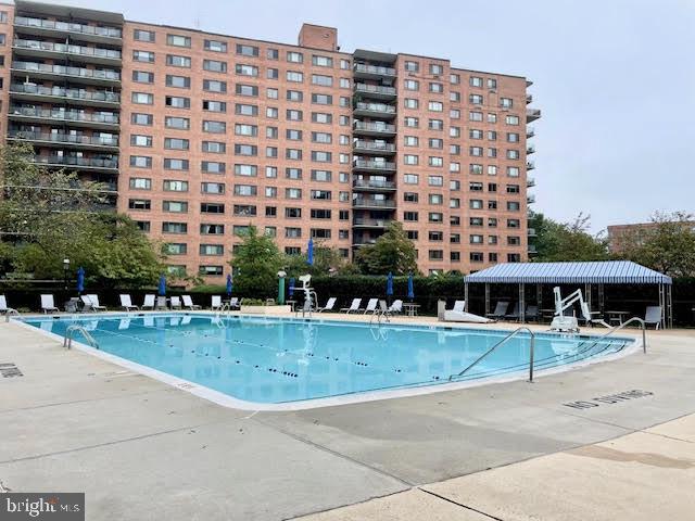 4201 CATHEDRAL AVENUE NW 903W