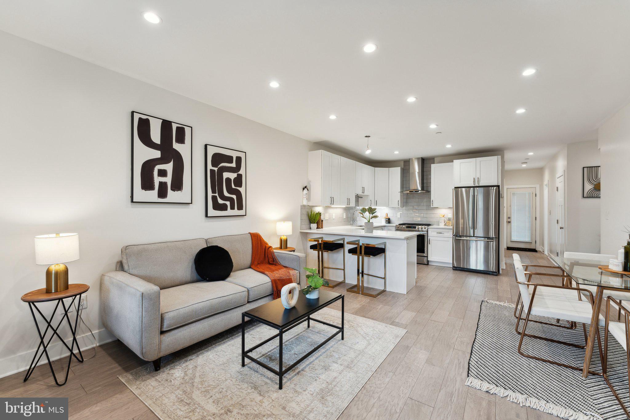 202 RANDOLPH PLACE NE 1