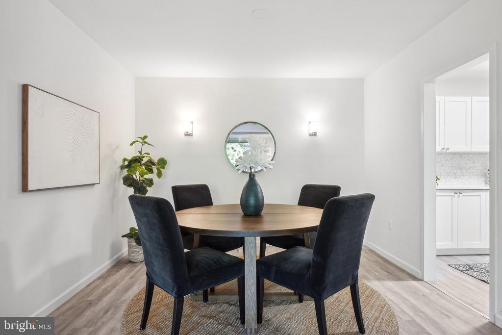 4101 CATHEDRAL AVENUE NW 306