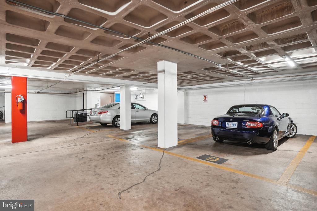 4101 CATHEDRAL AVENUE NW 306