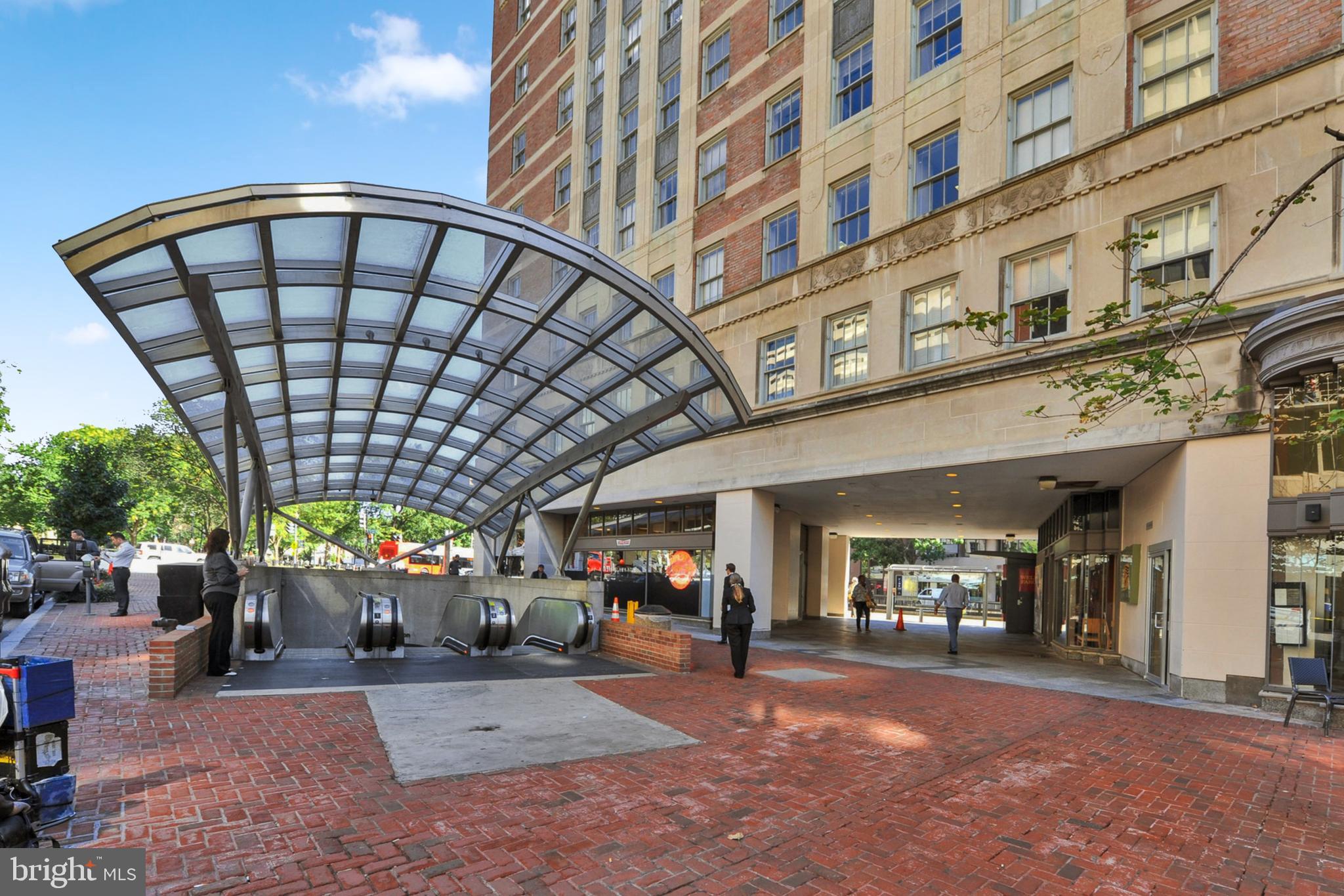 1514 17TH STREET NW B2