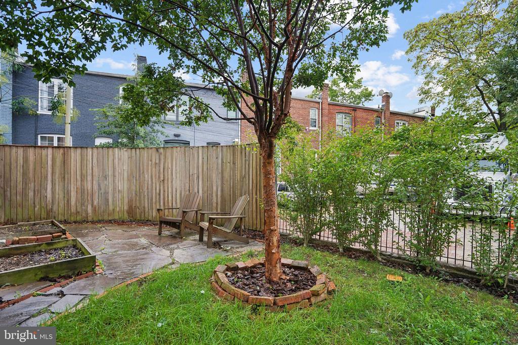 1343 G STREET SE