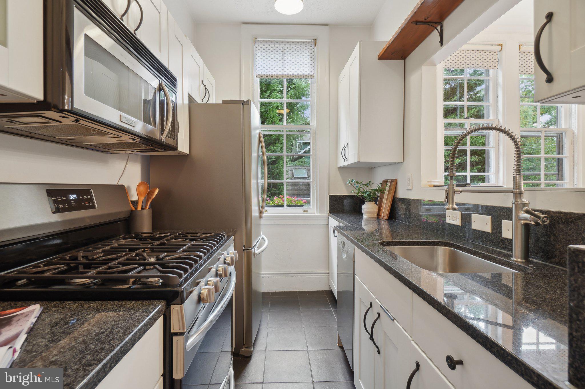 3039 MACOMB STREET NW 11