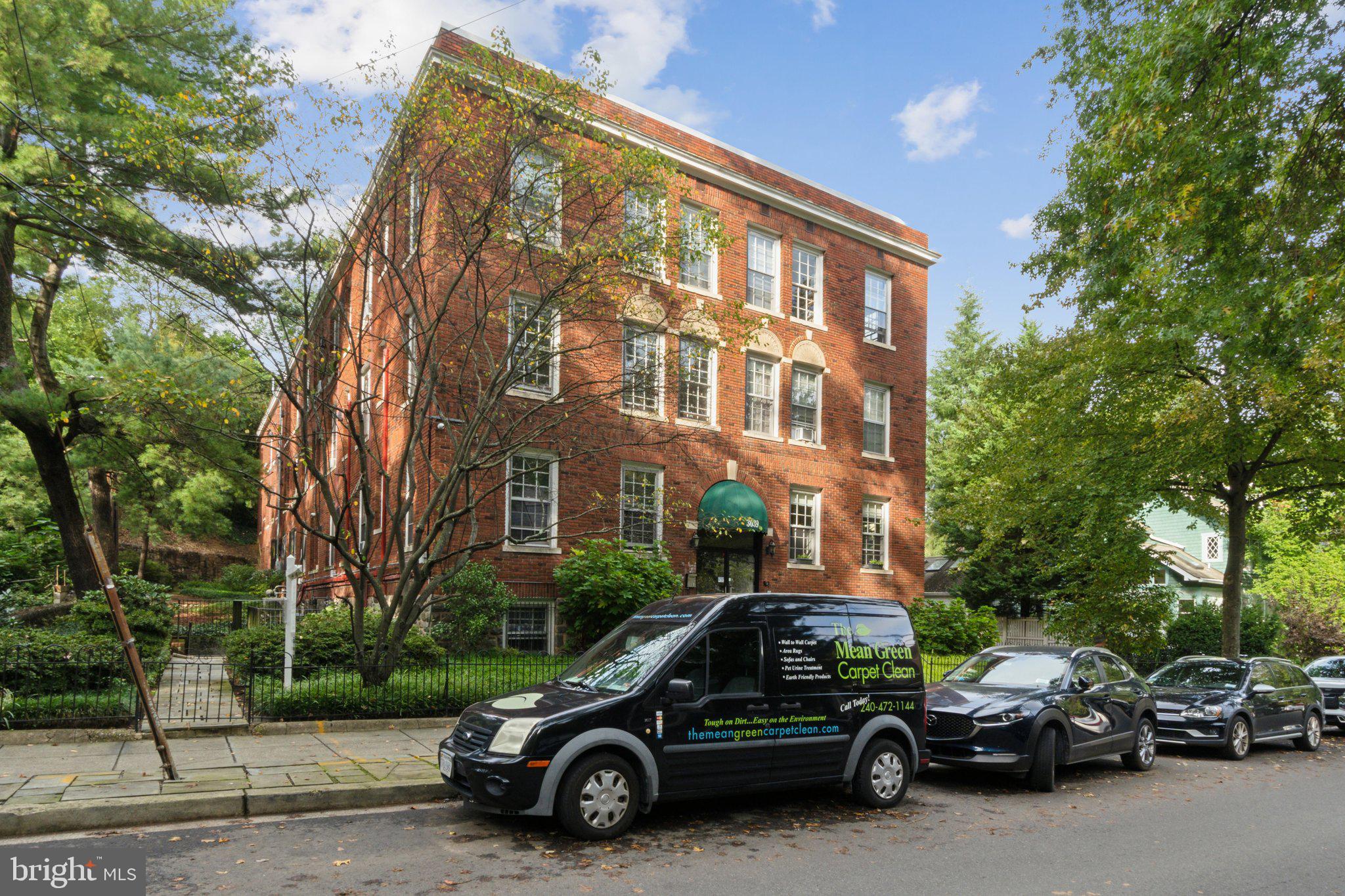 3039 MACOMB STREET NW 11