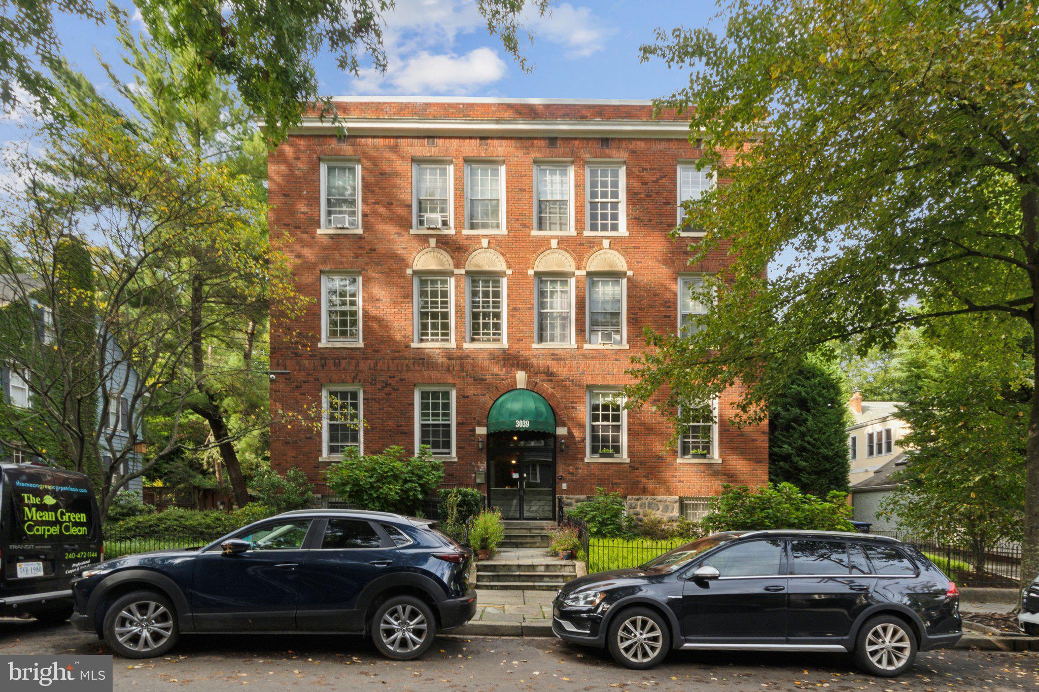 3039 MACOMB STREET NW 11