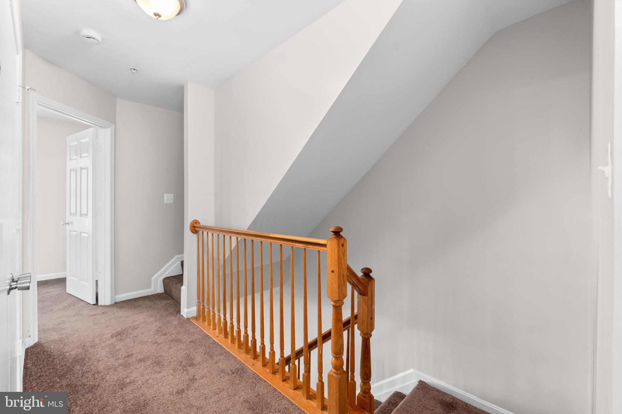 832 MARJORIE COURT SE