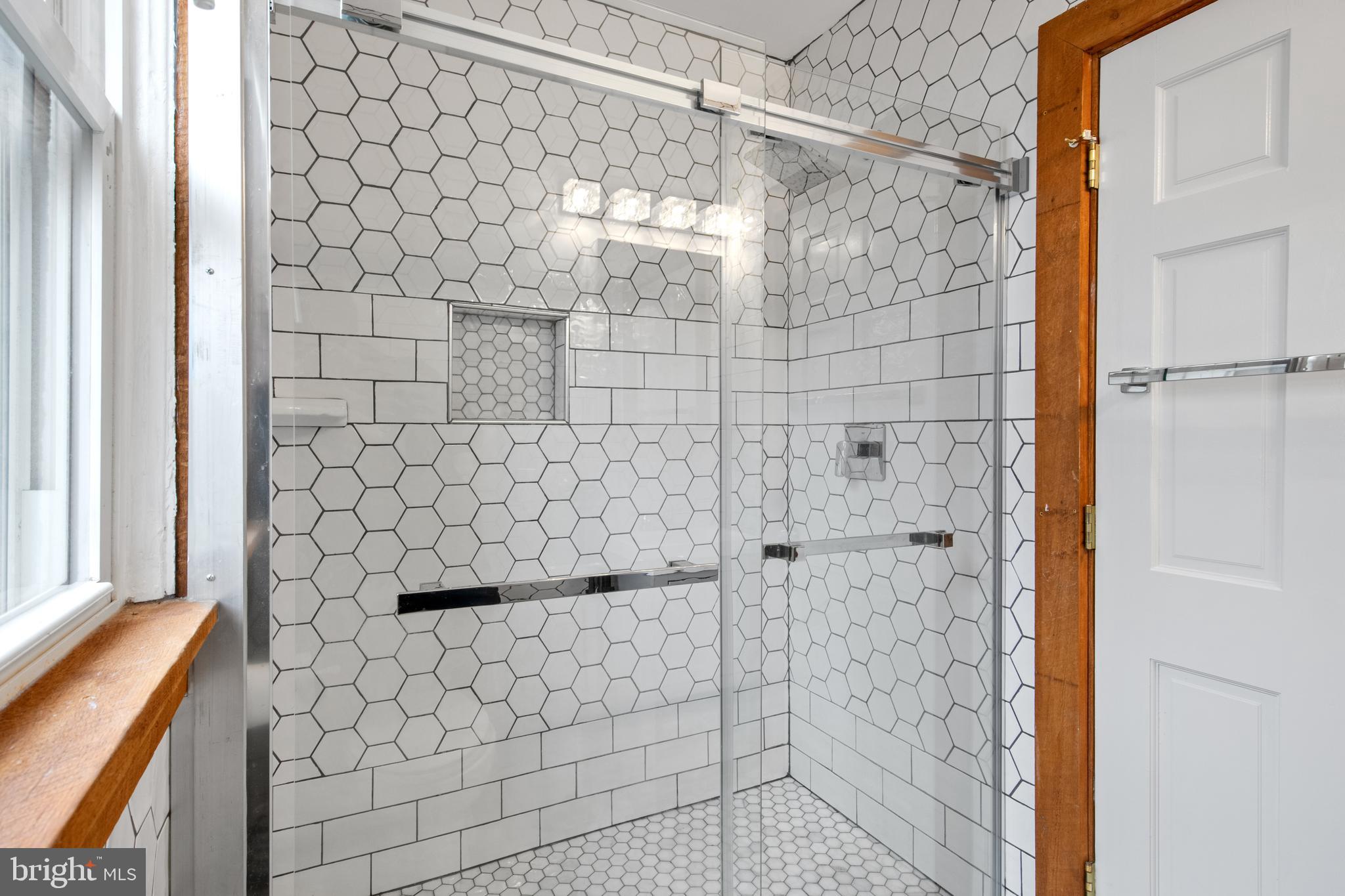 1805 KEARNY STREET NE