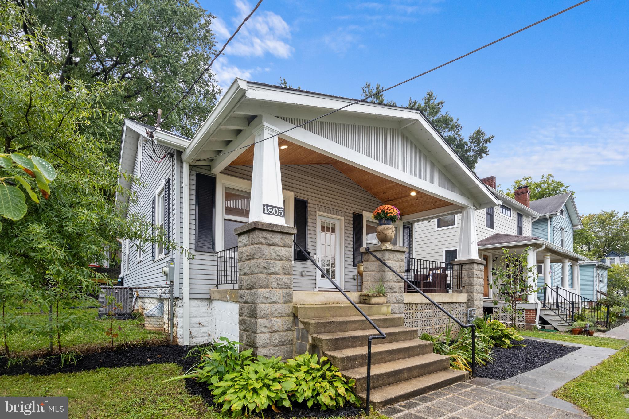 1805 KEARNY STREET NE