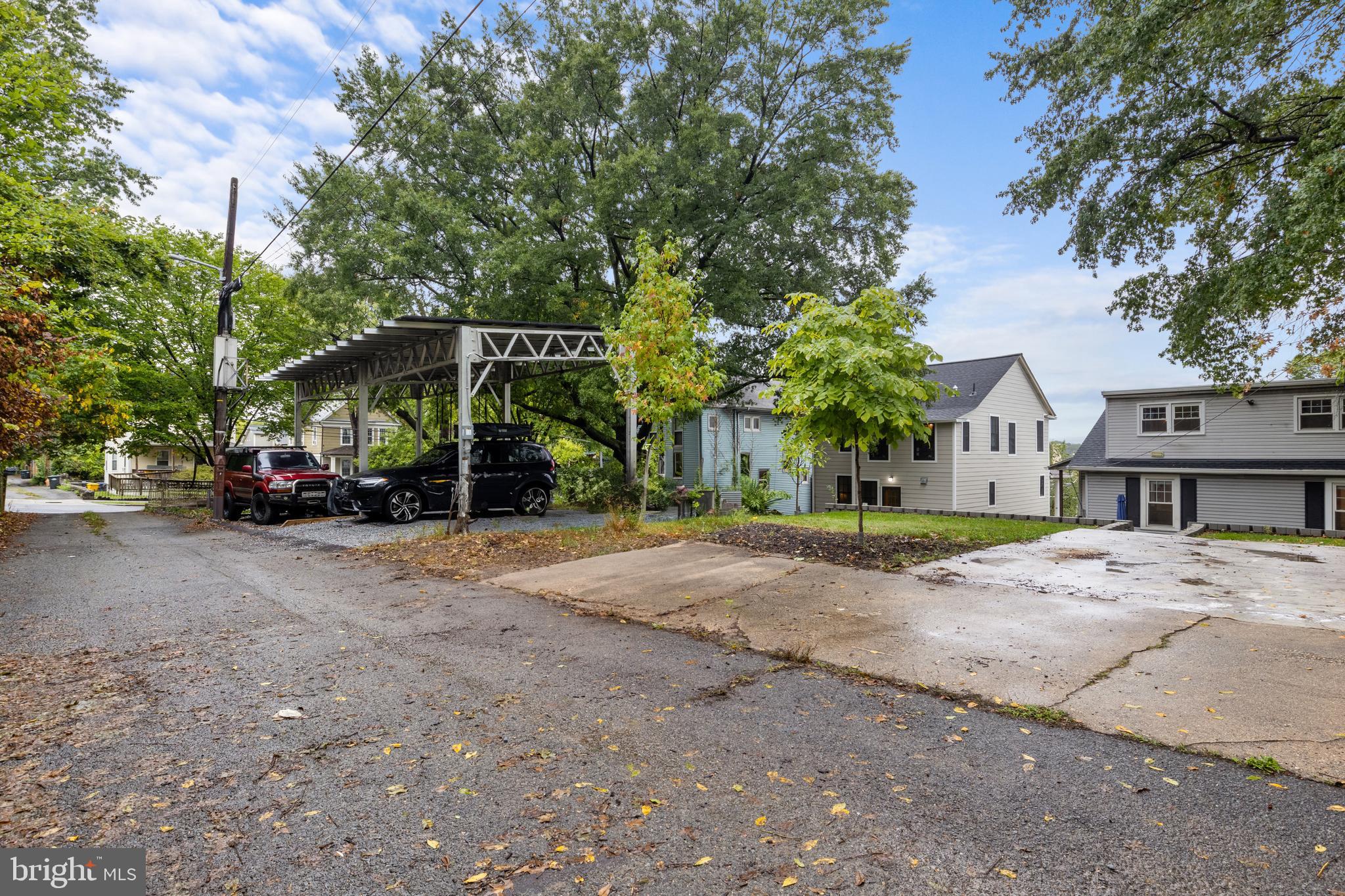 1805 KEARNY STREET NE