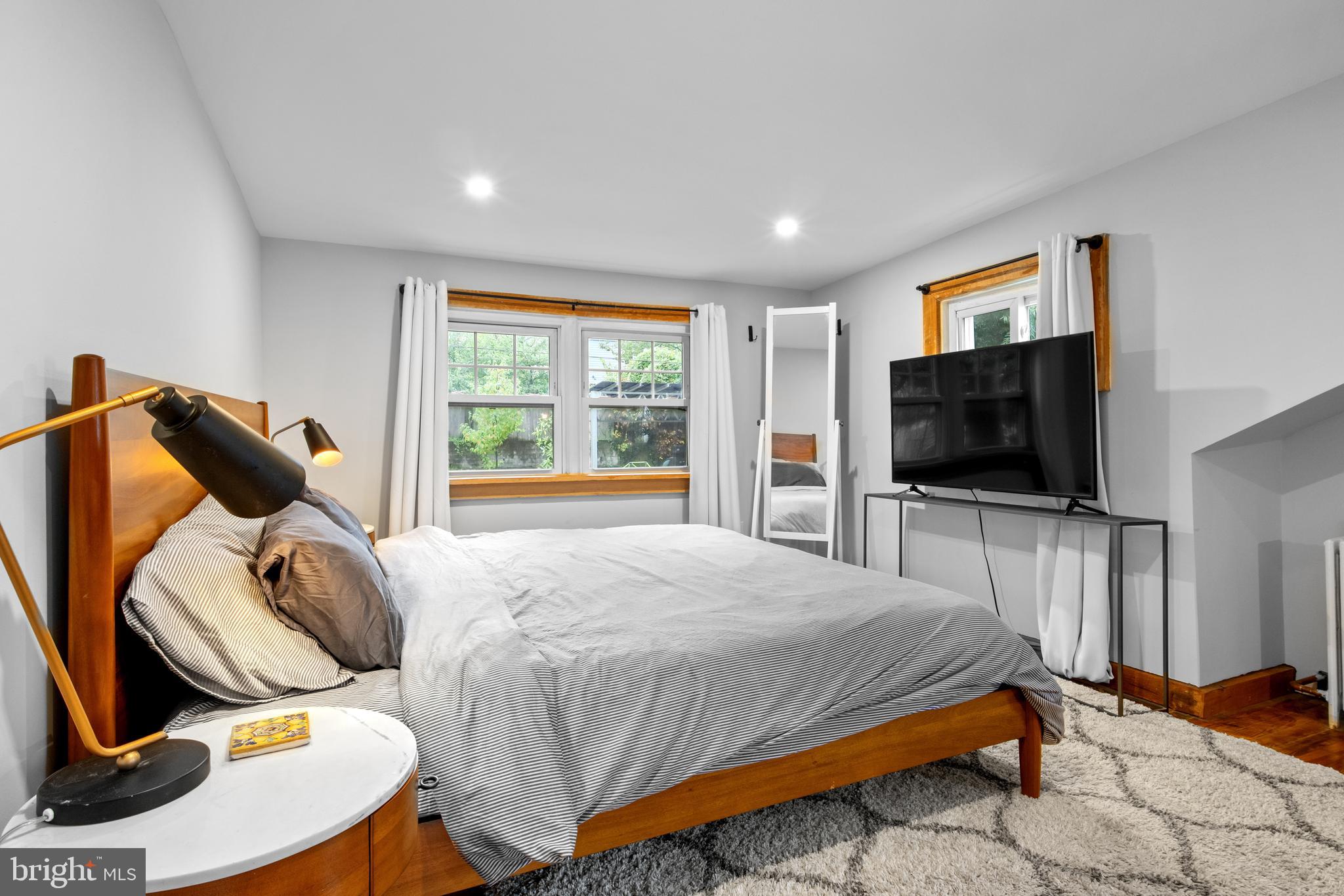 1805 KEARNY STREET NE