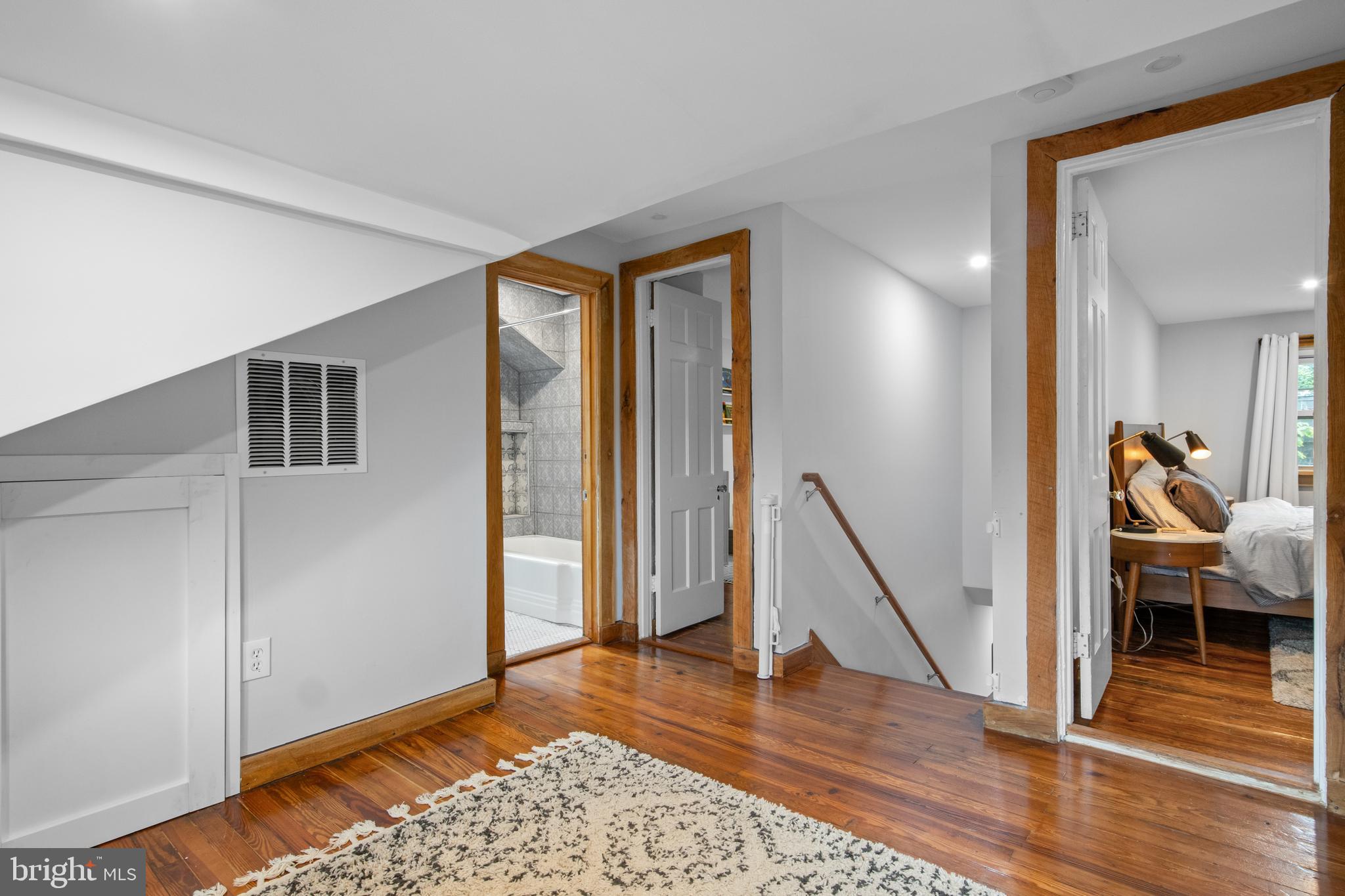 1805 KEARNY STREET NE