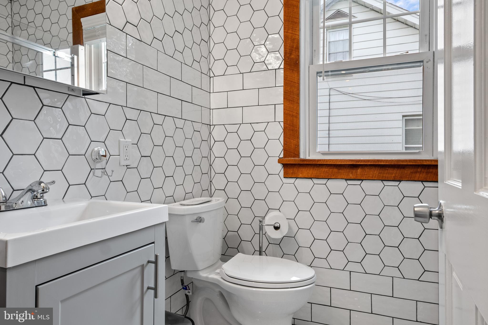 1805 KEARNY STREET NE