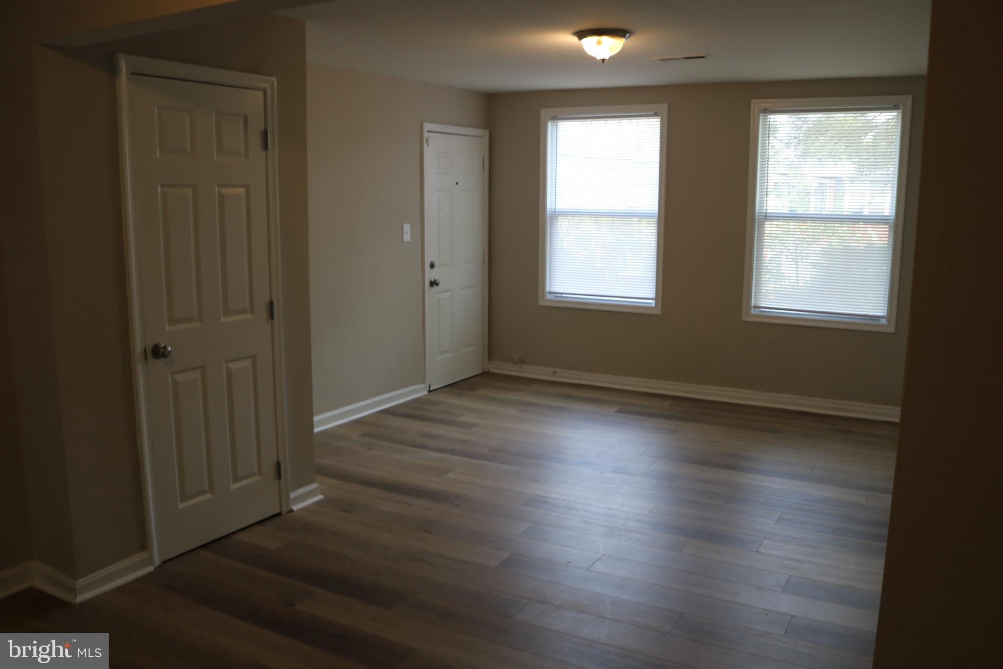 64 GALVESTON PLACE SW