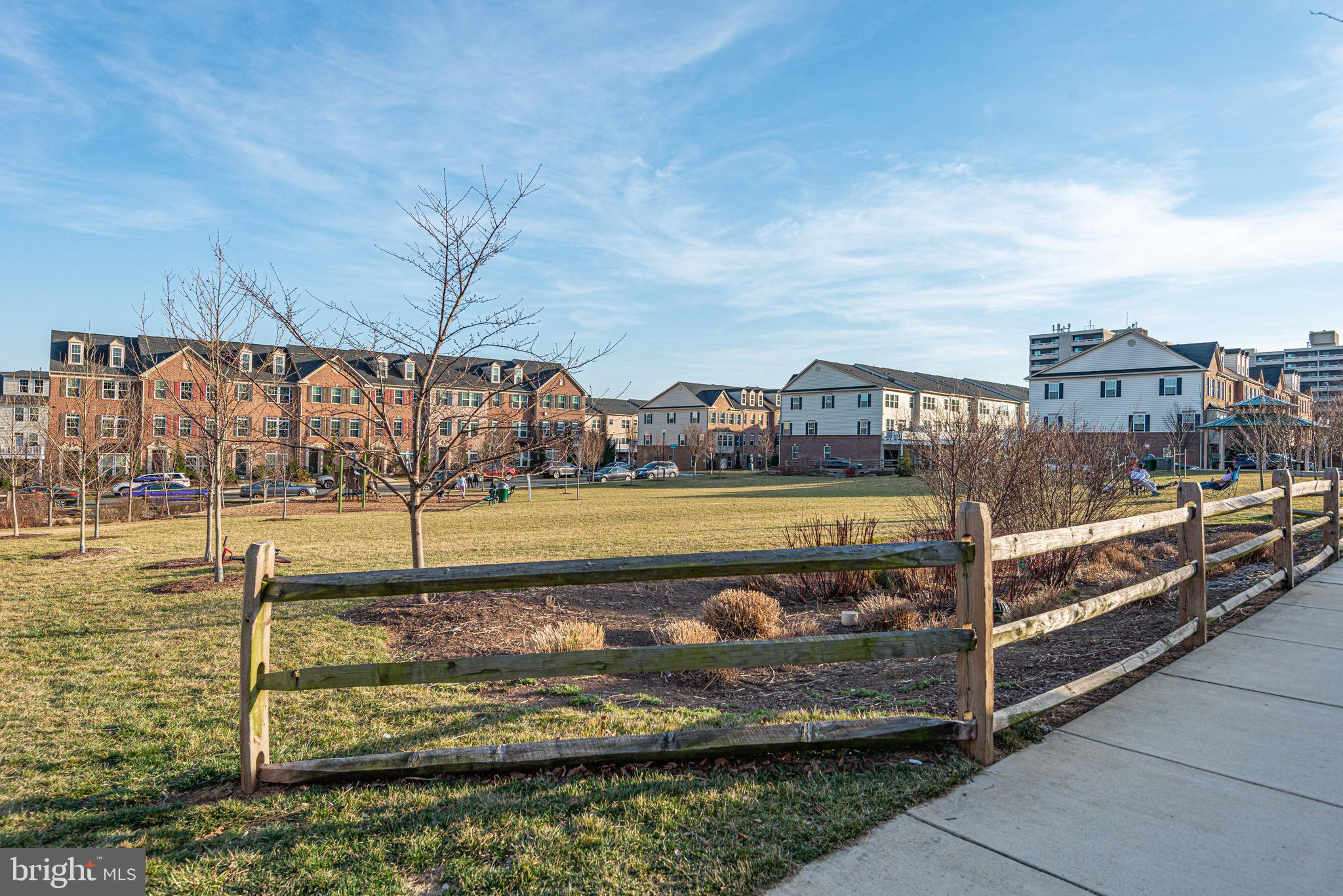3720 FORT LINCOLN DRIVE NE
