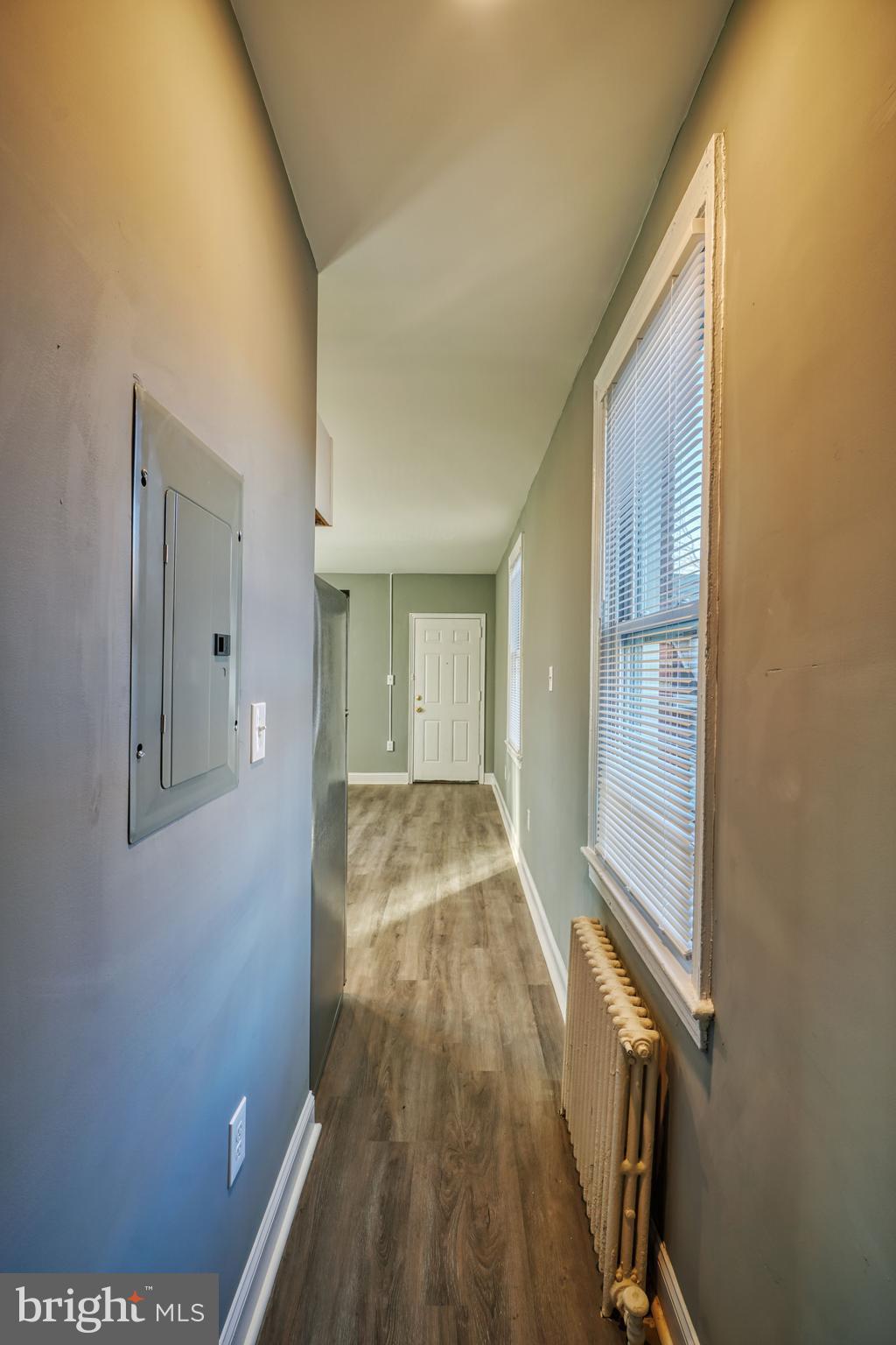 400 DOUGLAS STREET NE 102