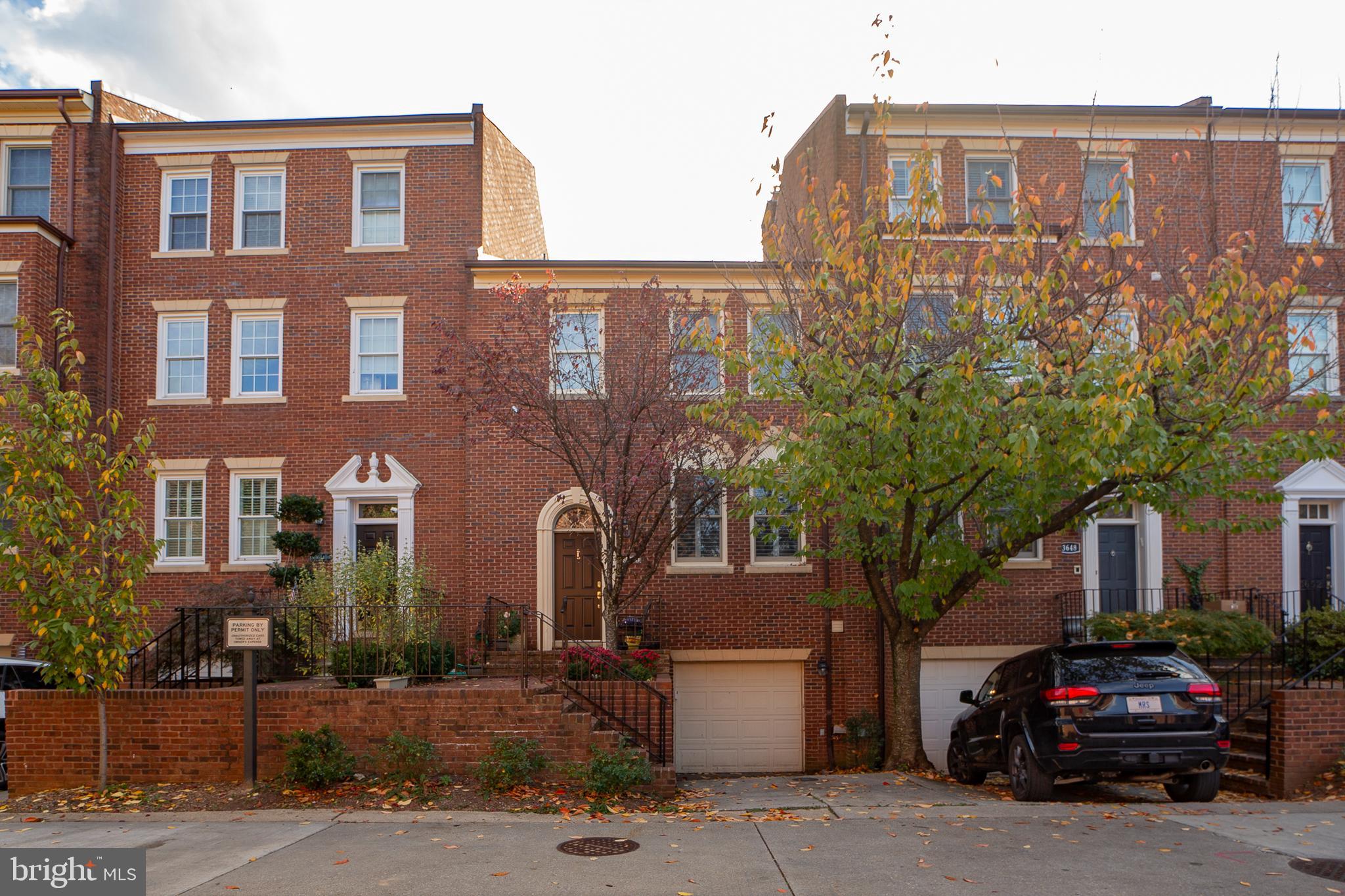 3644 WINFIELD LANE NW