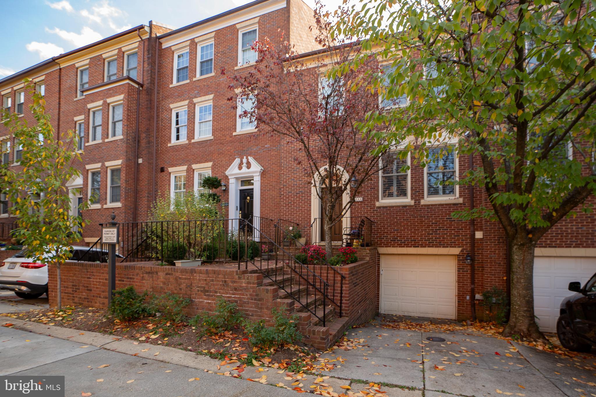 3644 WINFIELD LANE NW