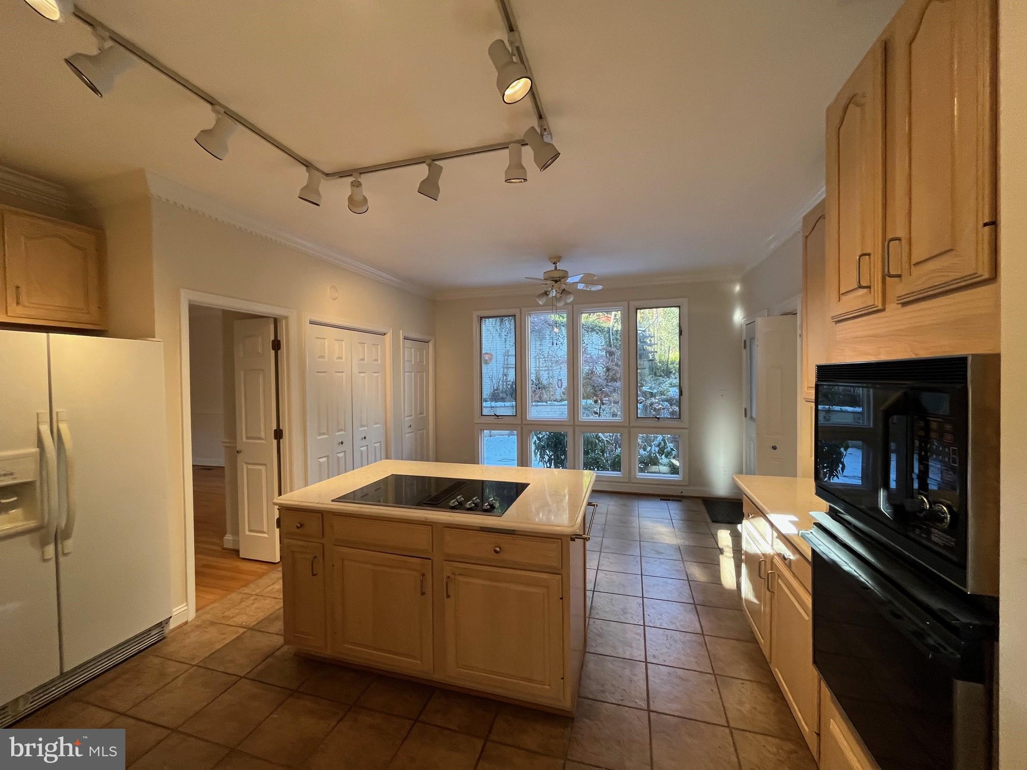 5179 MACOMB STREET NW