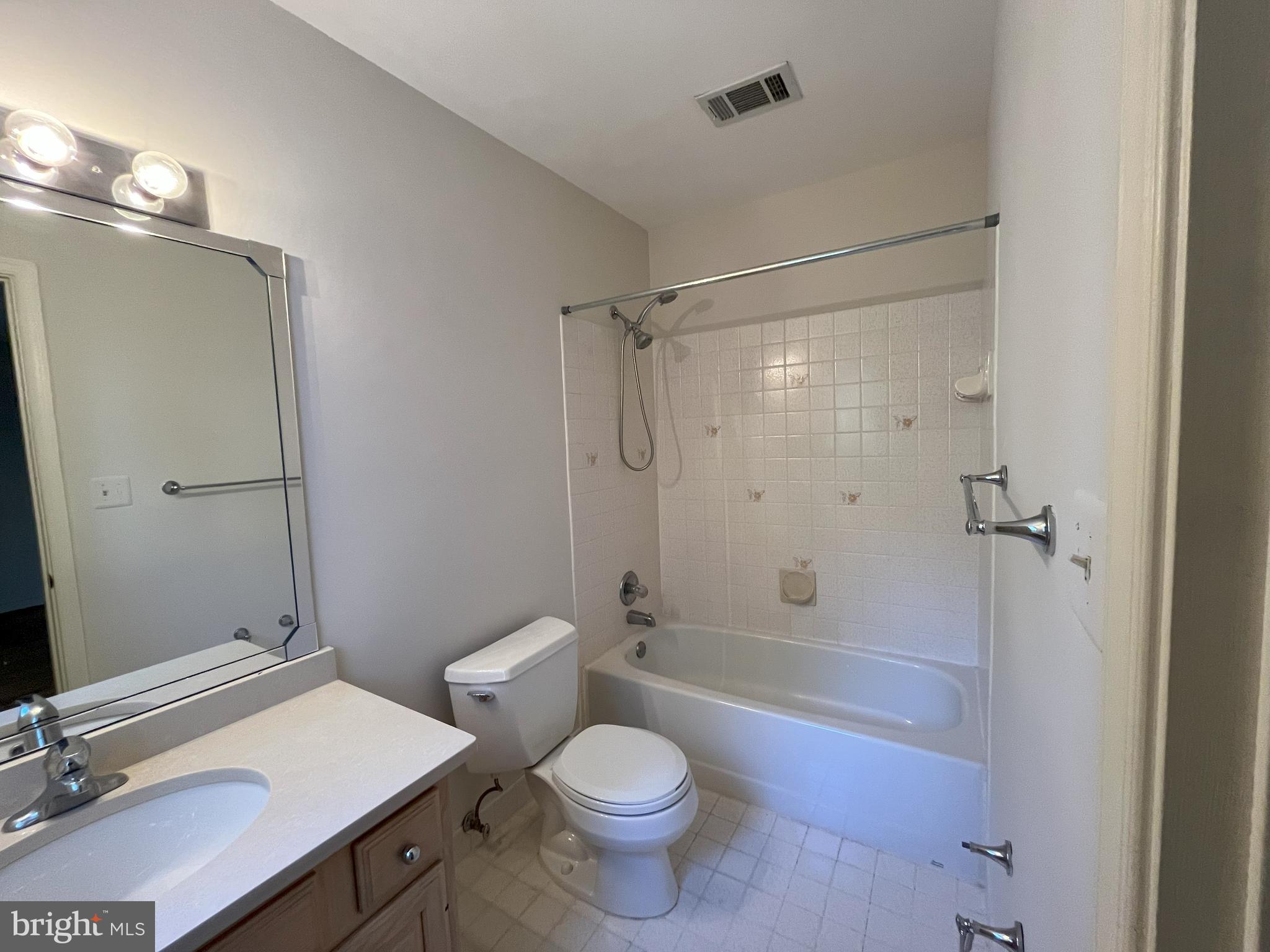 5179 MACOMB STREET NW