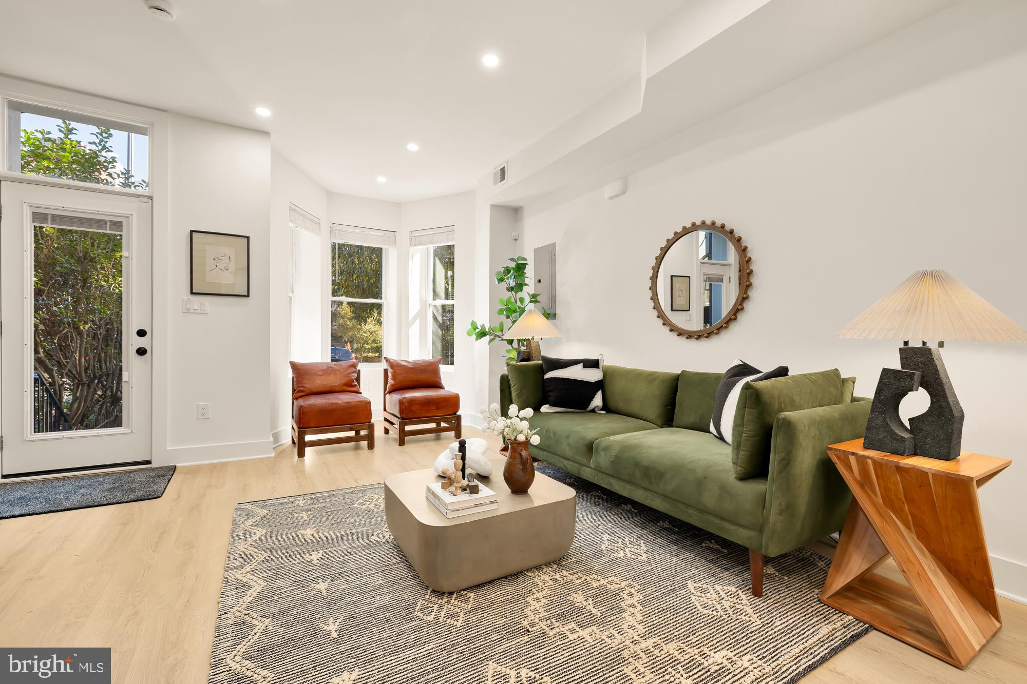 2010 13TH STREET NW 1