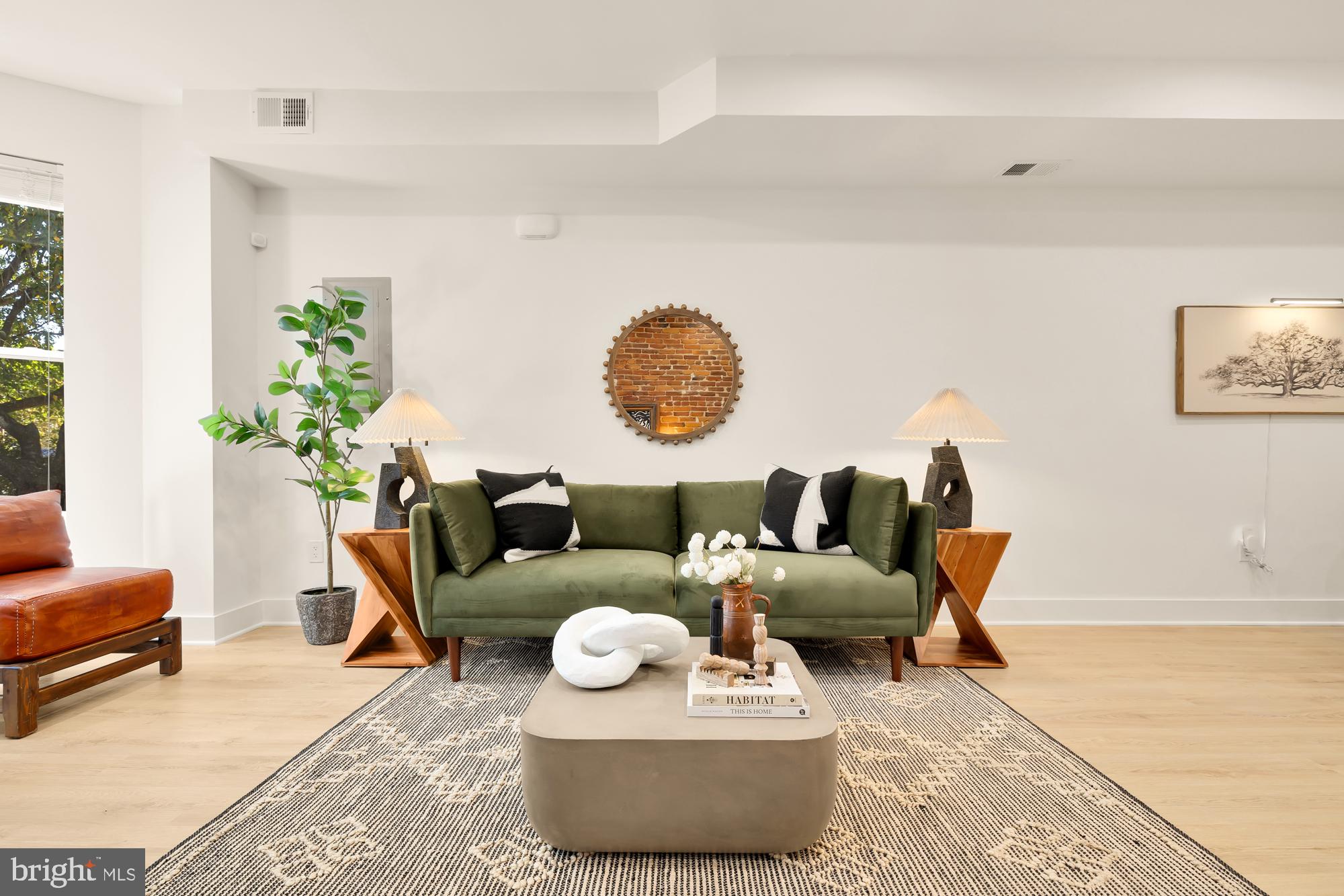 2010 13TH STREET NW 1