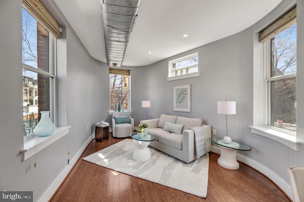 143 RHODE ISLAND AVENUE NW 3