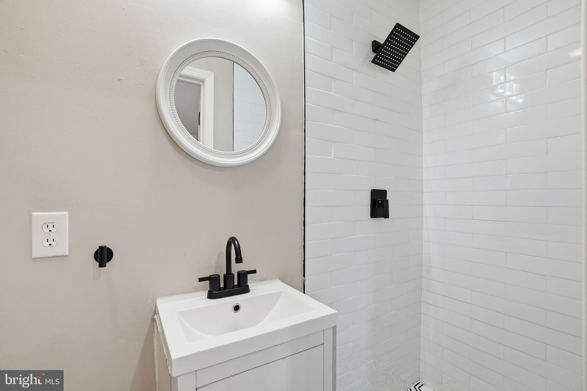 1710 W VIRGINIA AVENUE NE 202