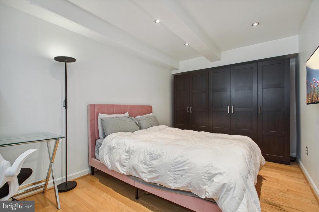 1514 17TH STREET NW B2