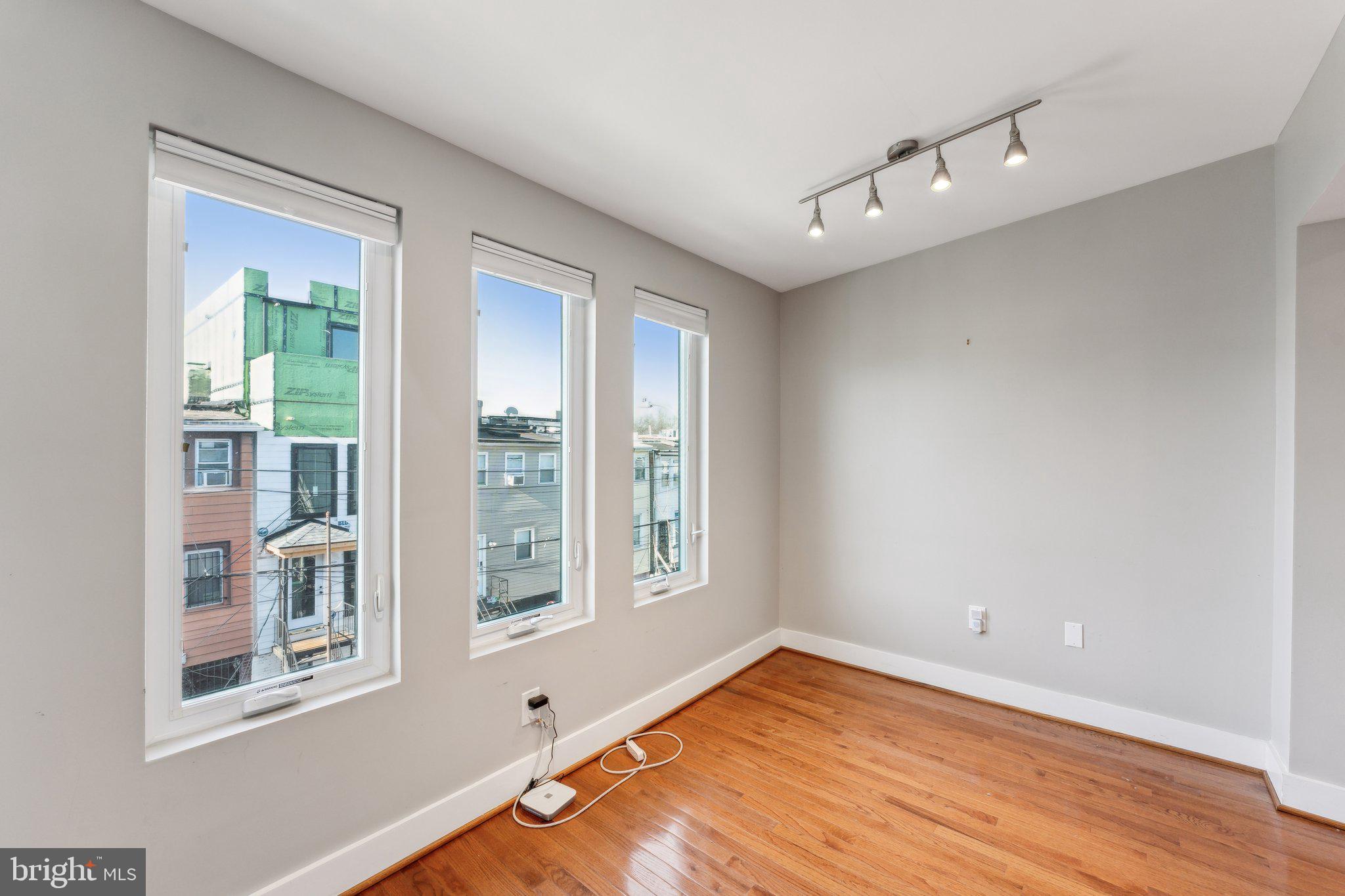 1111 PENN STREET NE 4