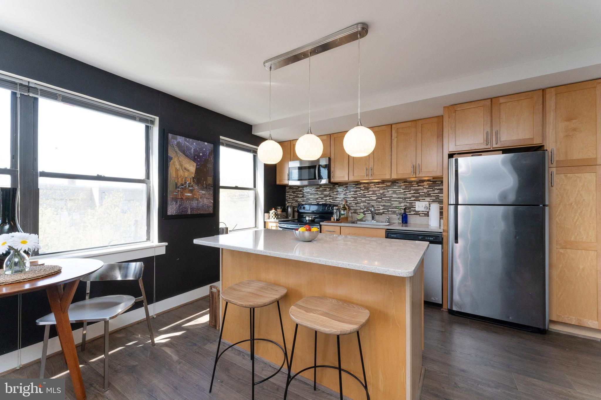 212 OAKWOOD STREET SE 322