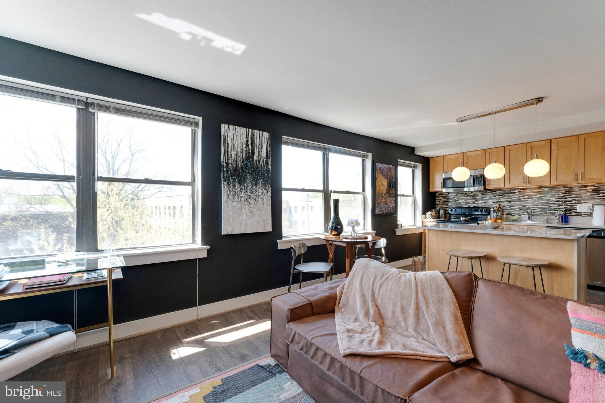 212 OAKWOOD STREET SE 322