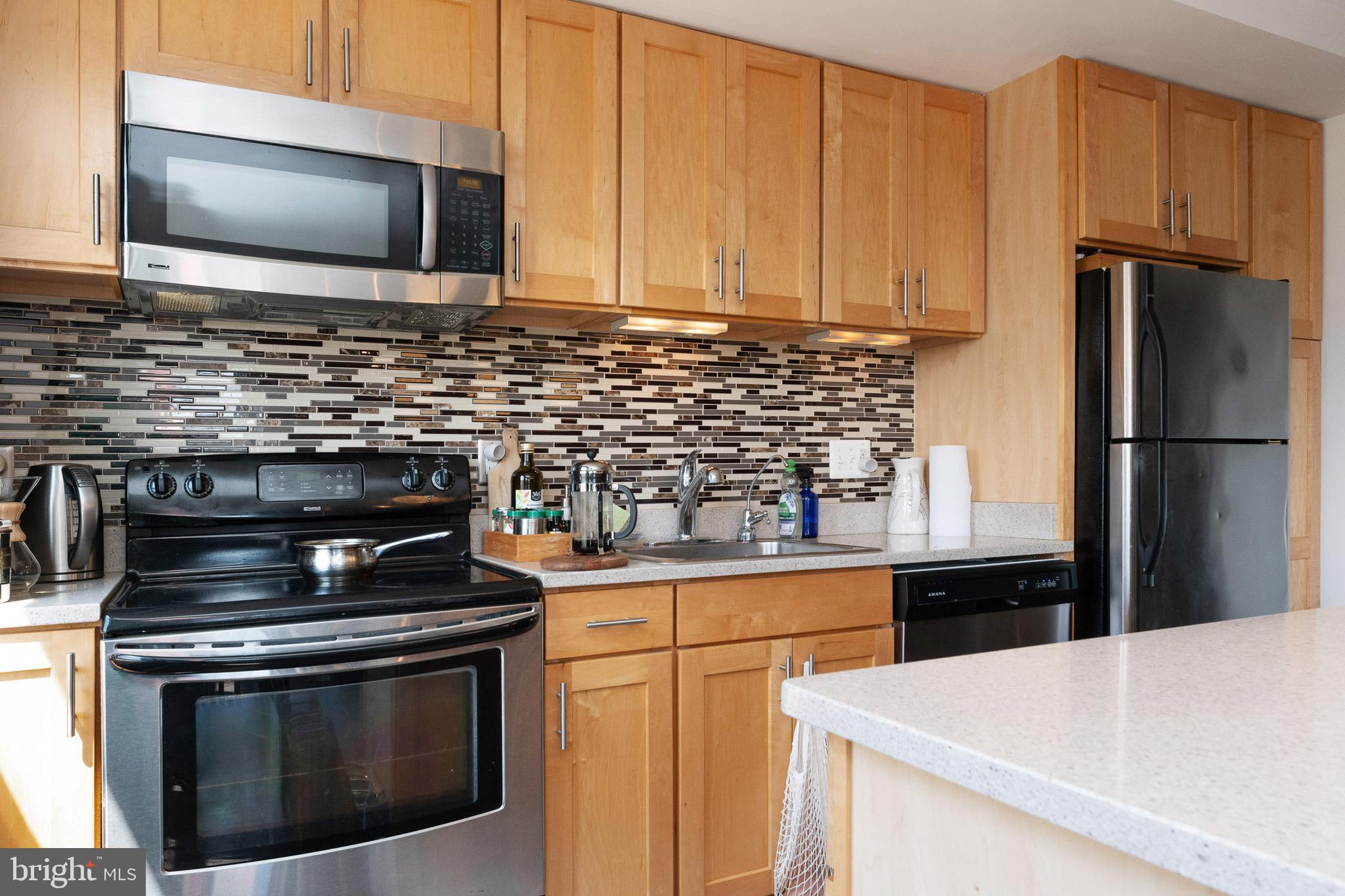 212 OAKWOOD STREET SE 322