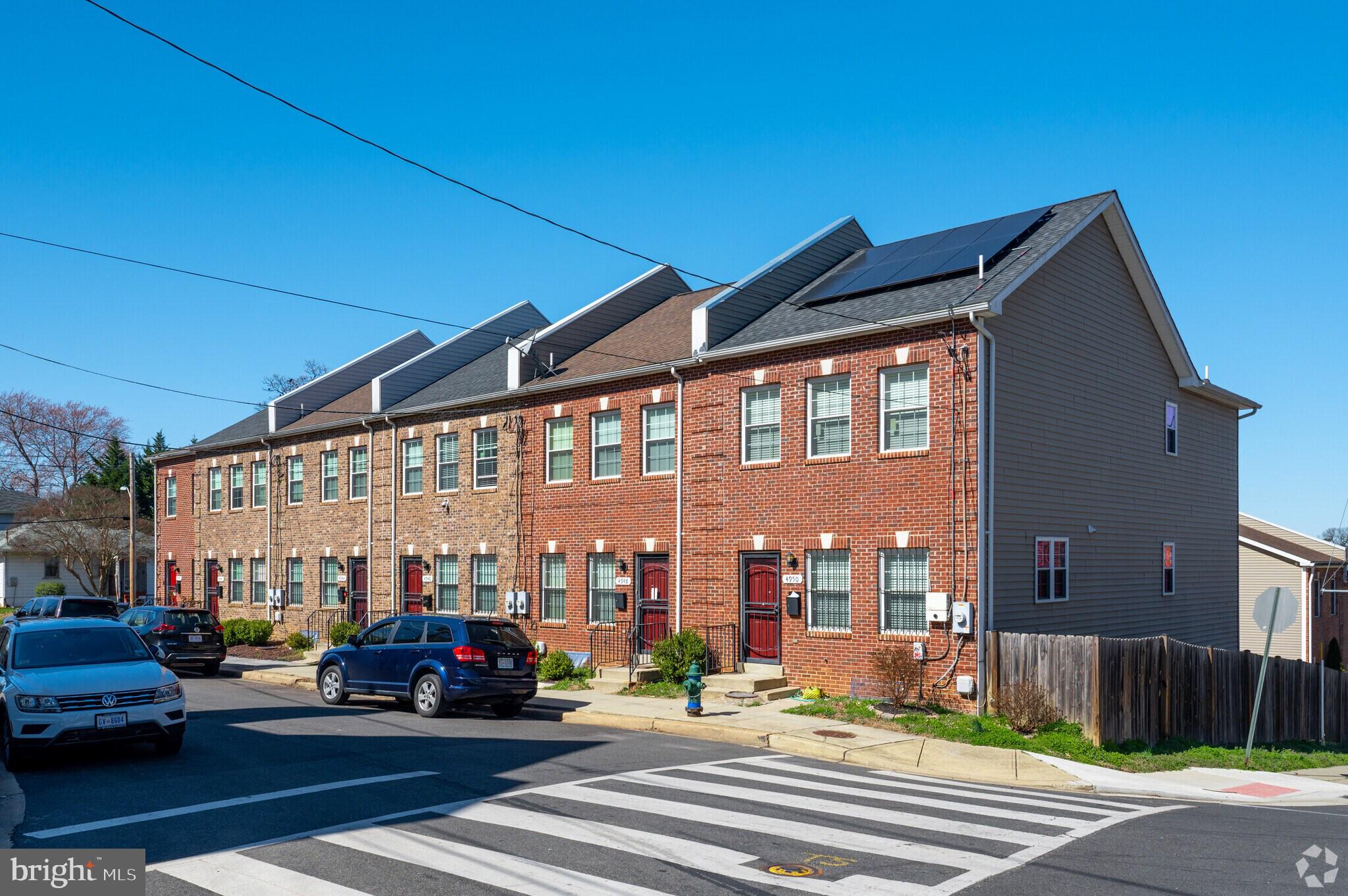 4419 FOOTE STREET NE